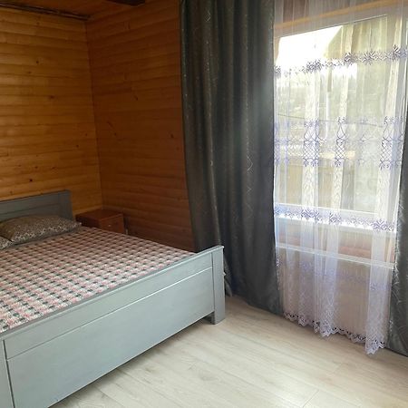 Hotel Сонячні Карпати à Slavsko Extérieur photo
