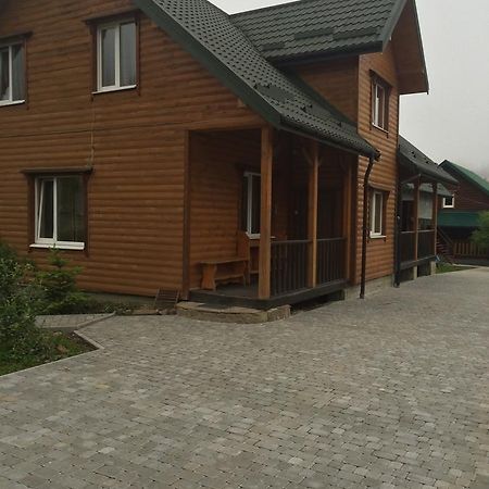 Hotel Сонячні Карпати à Slavsko Extérieur photo
