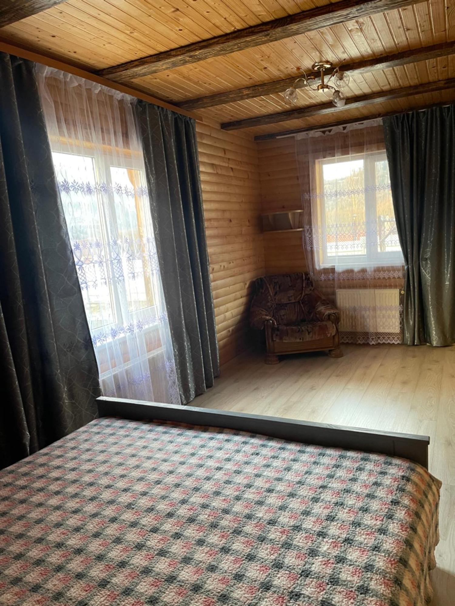 Hotel Сонячні Карпати à Slavsko Extérieur photo