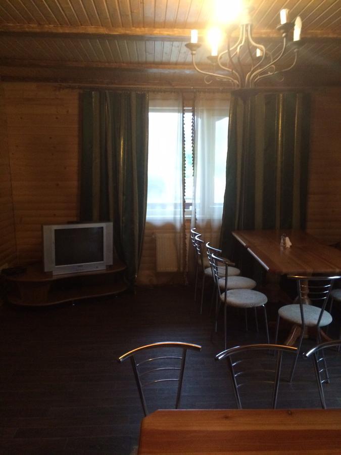 Hotel Сонячні Карпати à Slavsko Extérieur photo