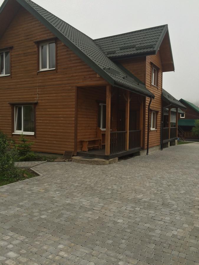 Hotel Сонячні Карпати à Slavsko Extérieur photo